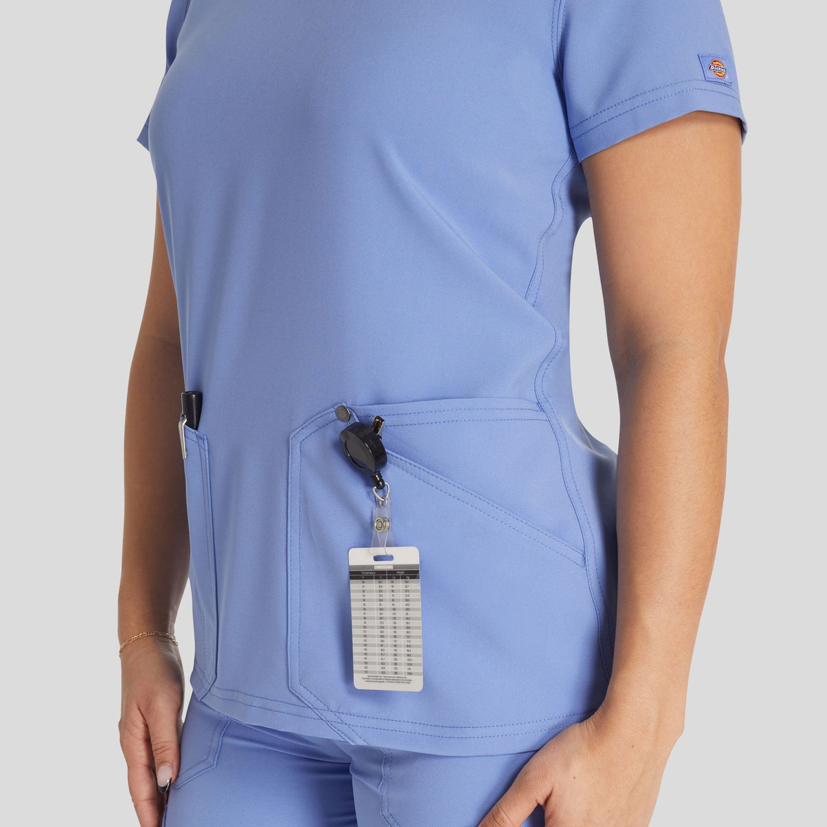Women's V-Neck Scrub Top | Ciel