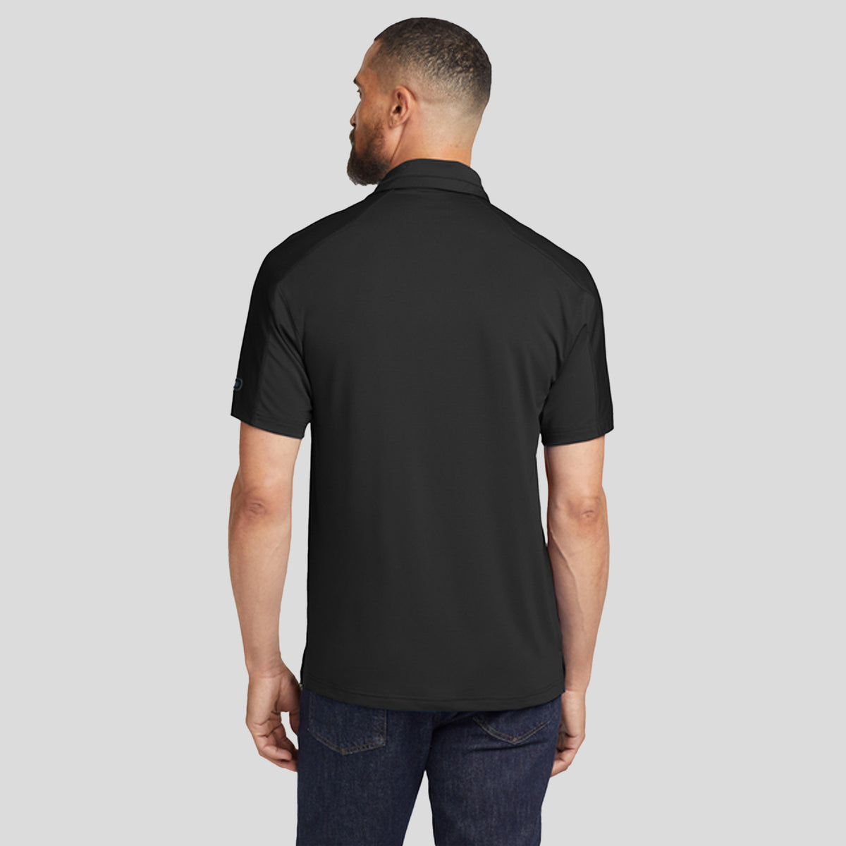 Linear Polo | Blacktop