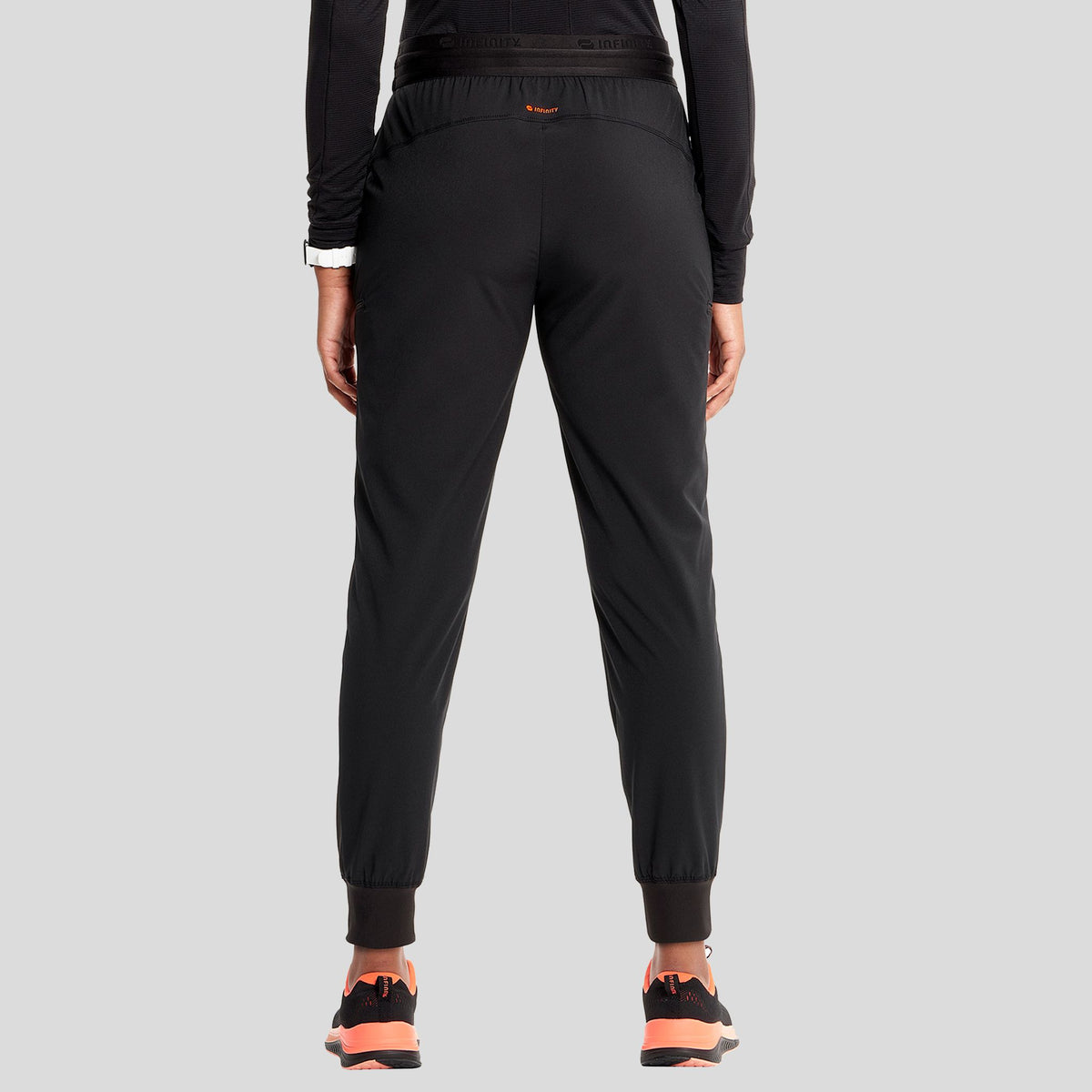 IN_INFINITY_GNR8_MIDRISEJOGGER_122A_BLACK_BACK