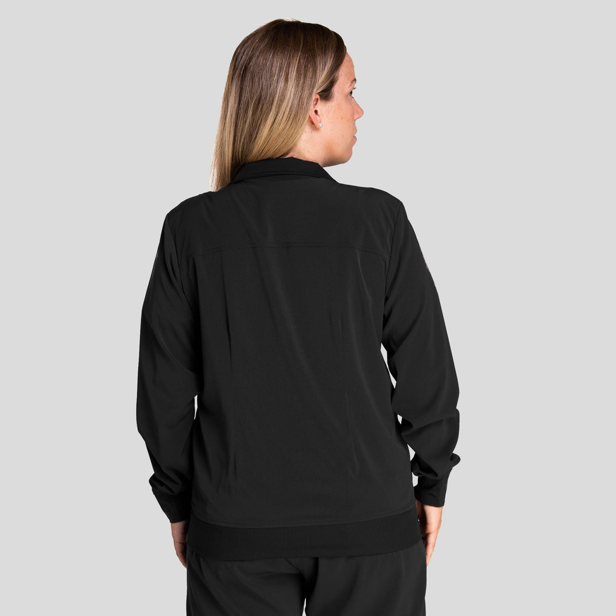 IRG_Elevate_181502_black_back