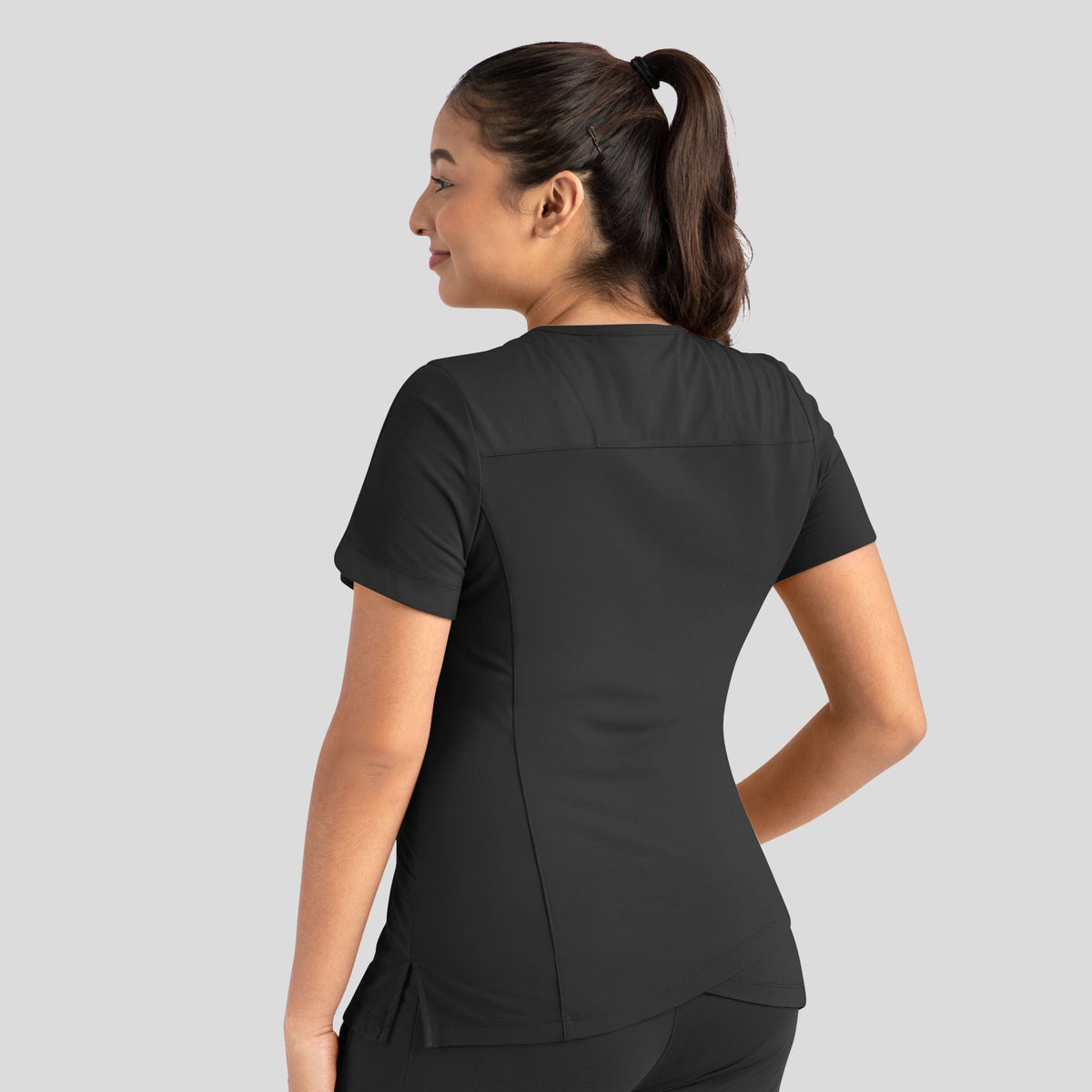 Maevn_Focus_20302_black_back