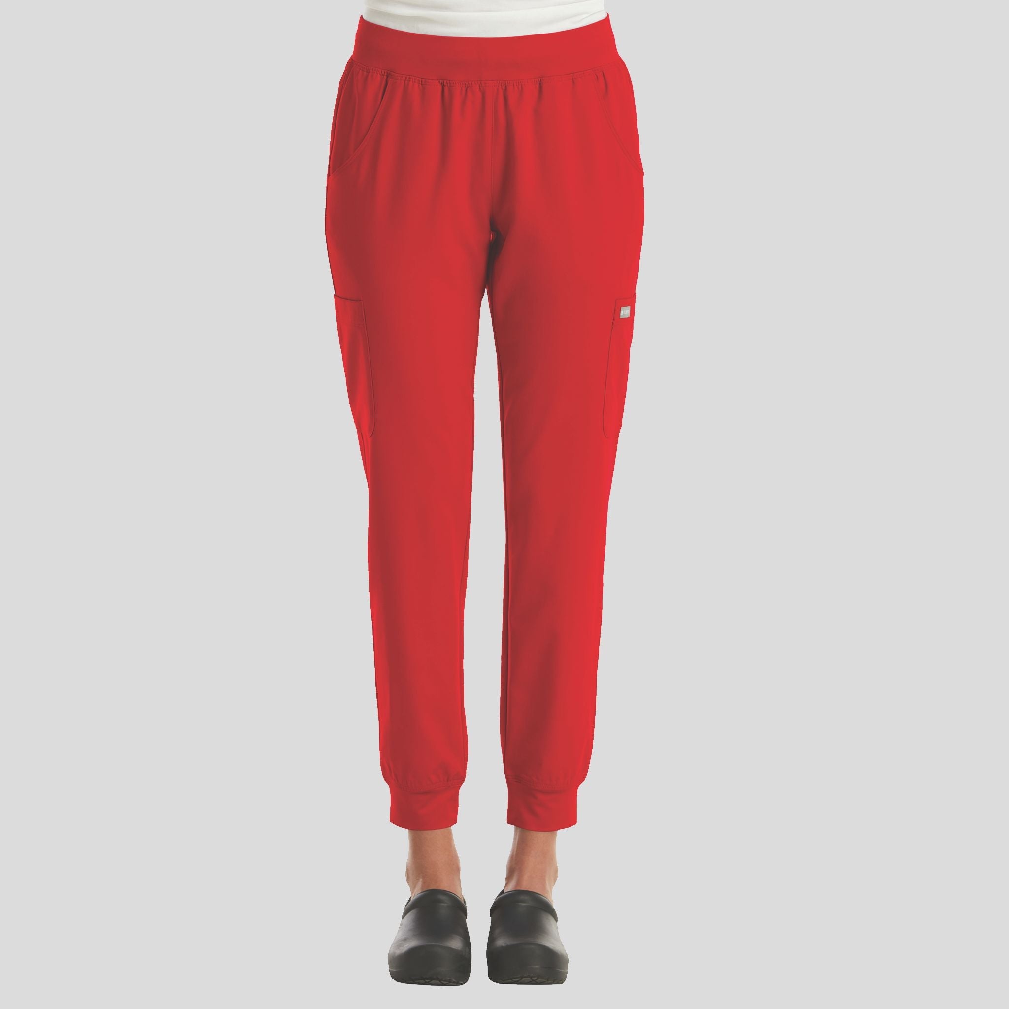 Maevn_Momentum_5092_red_front