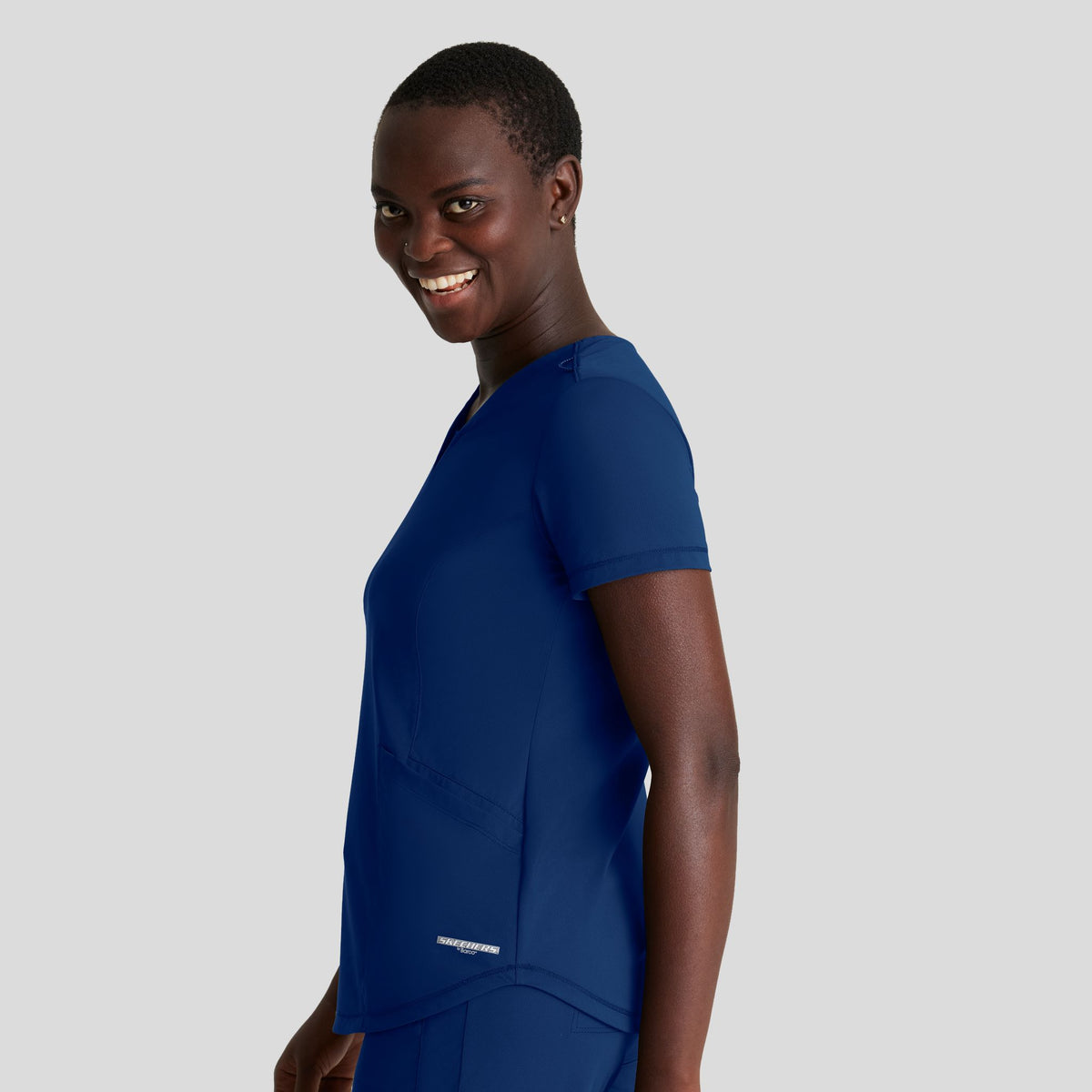 Serene 3-Pocket V-Neck Top | Navy