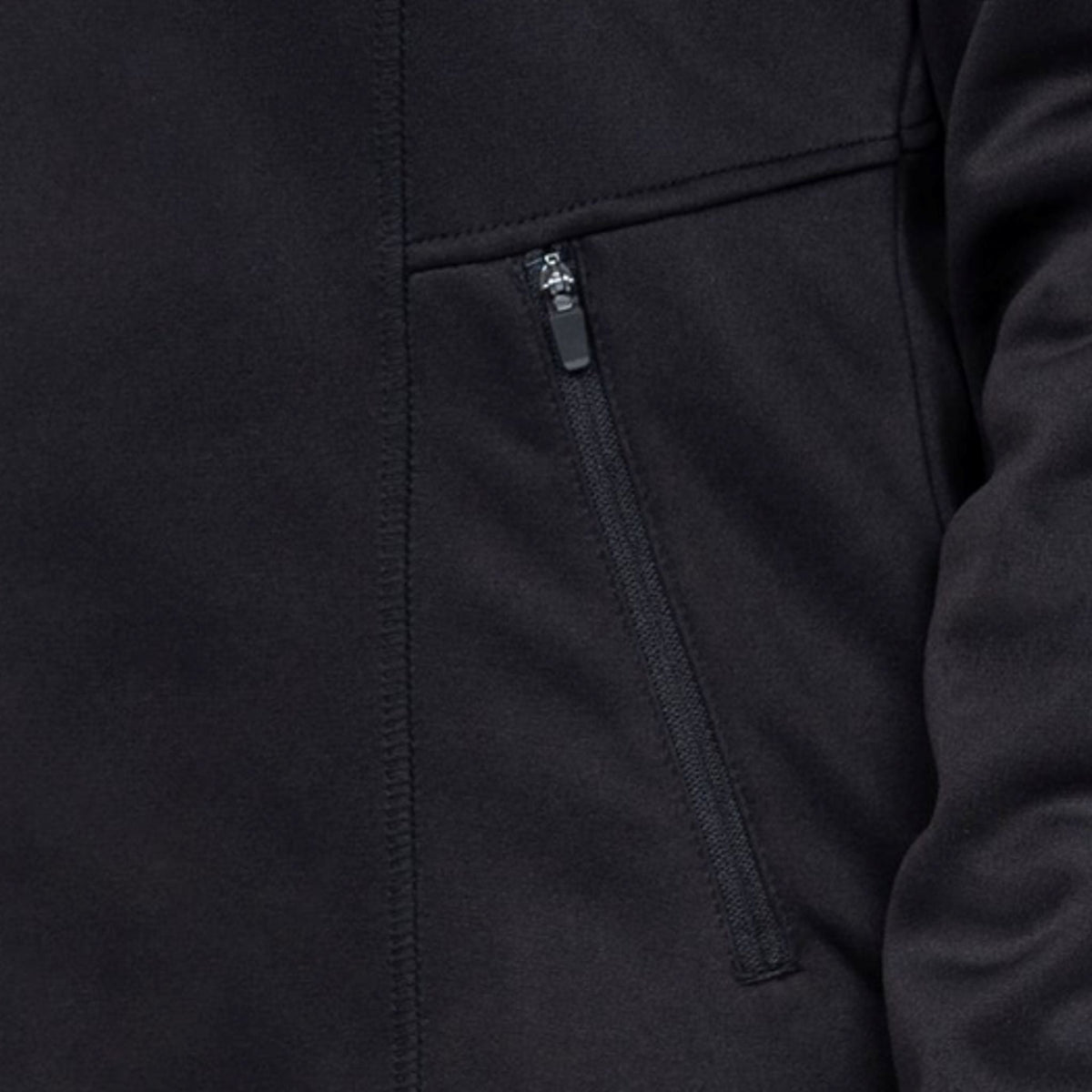 Zavate_AvaTherese_2023_black_detail